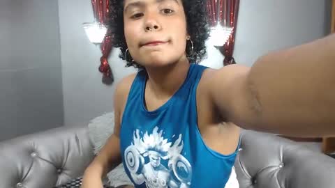 Snapshot of kitty_pervertedx chatting on January 19, 2:25 am kitty online show from January 19, 2:25 am