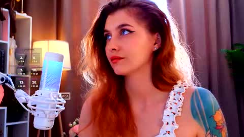 KittyBay  online show from February 12, 8:05 am