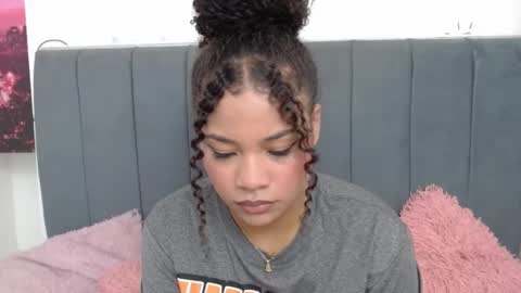 Snapshot of kittybrookex chatting on February 25, 1:53 pm Valery online show from February 25, 1:53 pm