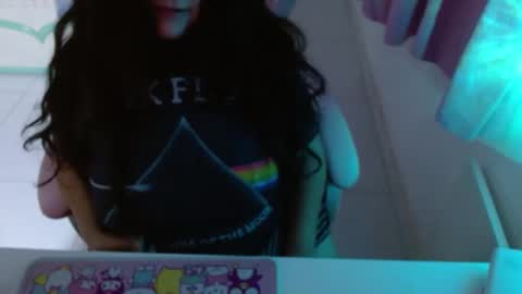 Snapshot of kittyk3 chatting on September 23, 4:32 am Dannita online show from September 23, 4:32 am