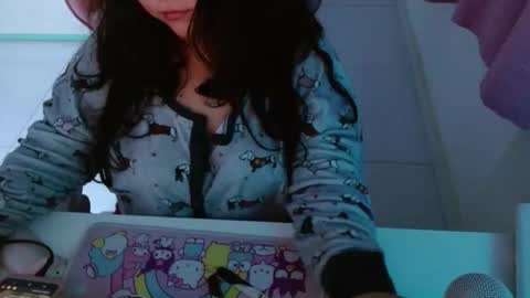Snapshot of kittyk3 chatting on October 3, 4:06 am Dannita online show from October 3, 4:06 am