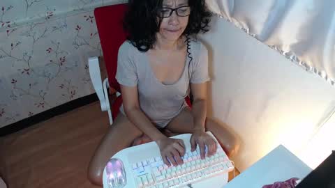 Snapshot of kittykatss chatting on January 21, 2:59 pm Viktoria online show from January 21, 2:59 pm