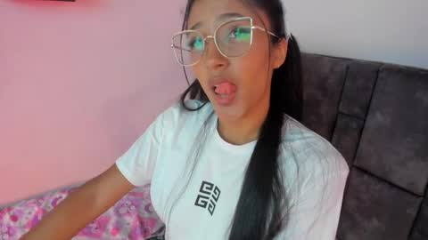 kitty  online show from October 16, 1:36 pm