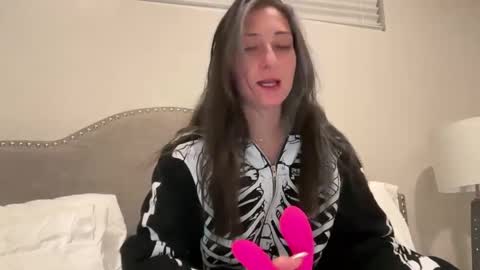 Snapshot of kittypurr79 chatting on December 20, 5:47 am kittypurr79 online show from December 20, 5:47 am