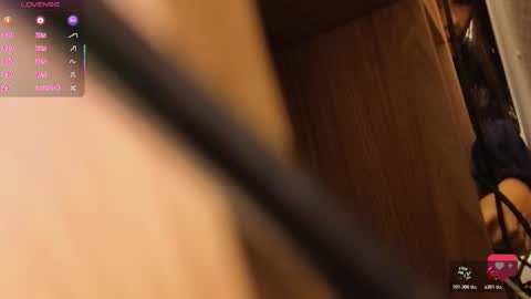 Kitty  online show from November 3, 11:36 am