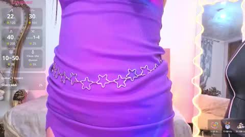 Snapshot of kittystar_tay chatting on October 8, 12:31 pm Kitty online show from October 8, 12:31 pm