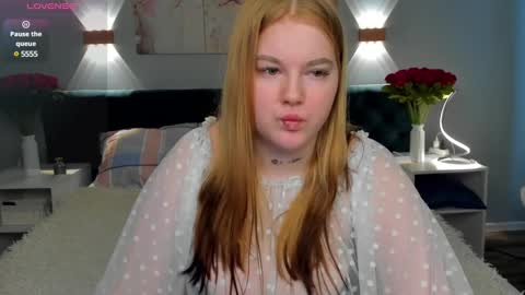 Snapshot of kittyy_cuttie chatting on March 12, 7:57 am kittyy online show from March 12, 7:57 am