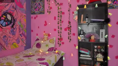 Snapshot of kittyzenn chatting on March 7, 12:04 am Kitty Zen online show from March 7, 12:04 am