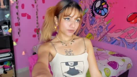 Snapshot of kittyzenn chatting on February 7, 4:46 pm Kitty Zen online show from February 7, 4:46 pm