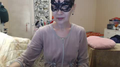 KiuminBerry online show from June 21, 4:44 pm