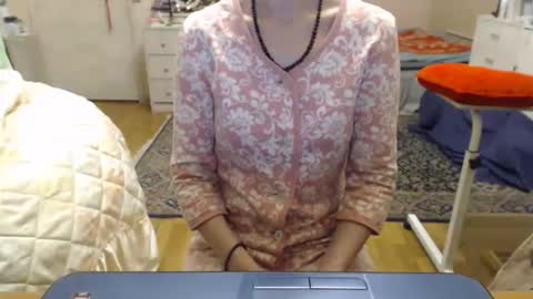 KiuminBerry online show from November 26, 5:36 pm