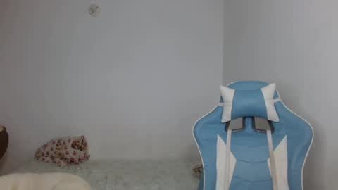 kiyu online show from January 9, 9:16 pm