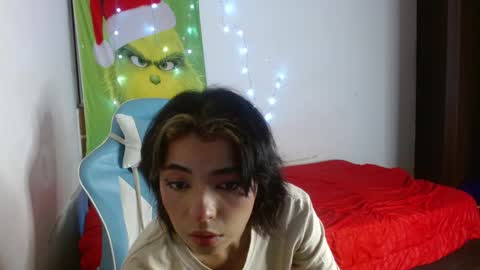 kiyu online show from November 18, 12:33 am