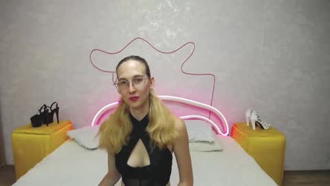 Klary online show from September 25, 7:07 am