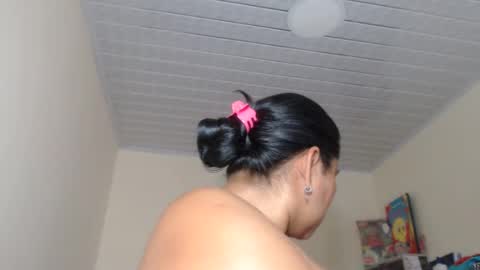 Snapshot of kloe_boobs chatting on March 3, 4:32 pm Kloe online show from March 3, 4:32 pm