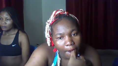 Snapshot of knight_nurse69 chatting on February 18, 7:21 pm knight_nurse69 online show from February 18, 7:21 pm