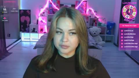 Mia online show from October 27, 8:58 pm