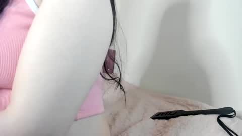 konie Diaz online show from December 7, 4:36 pm