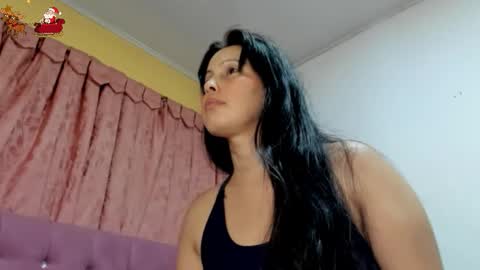 konie Diaz online show from December 14, 2:50 am