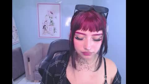 Snapshot of koraa_t chatting on September 19, 3:05 am koraa online show from September 19, 3:05 am