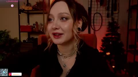 Snapshot of koracrosbie chatting on December 31, 1:52 pm Kora TG channel online show from December 31, 1:52 pm