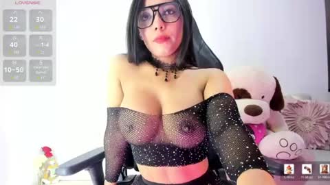 Koral Cuz online show from June 16, 1:34 pm