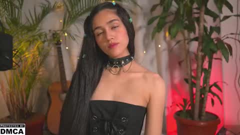 Snapshot of kore_persephone chatting on October 6, 3:23 am Kore online show from October 6, 3:23 am