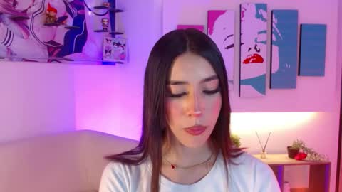 Elizabeth online show from February 24, 12:15 pm