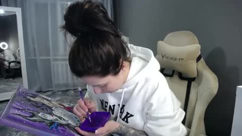 Kris online show from March 11, 7:03 pm