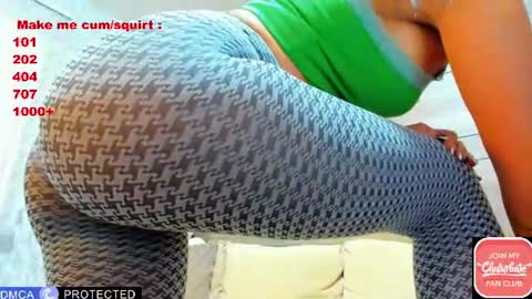 KrisiFollow me  Thumb UP  online show from July 29, 3:39 am