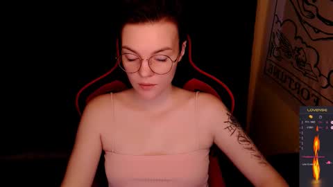 krisneal online show from November 16, 9:10 am