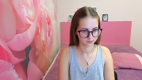 Snapshot of kristina_adel chatting on January 30, 9:36 am Kristina Adel online show from January 30, 9:36 am