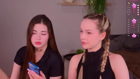 Snapshot of kristy_babe chatting on December 7, 5:53 pm Kristy online show from December 7, 5:53 pm