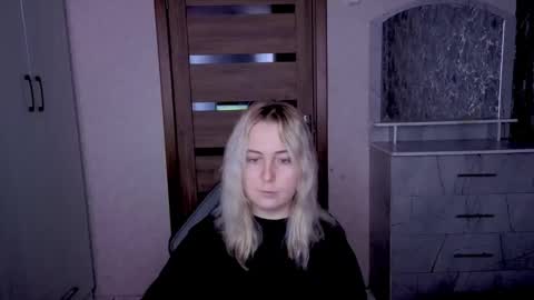 Kristy online show from April 30, 1:11 am