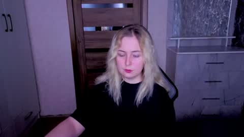 Kristy online show from June 21, 9:08 pm