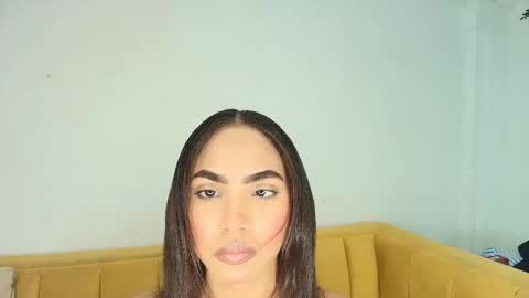 Snapshot of kristyl_paez chatting on February 10, 1:11 pm Cristina online show from February 10, 1:11 pm