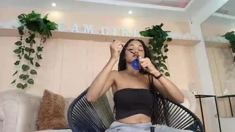 Snapshot of kristyl_paez chatting on September 8, 7:35 pm Cristina online show from September 8, 7:35 pm