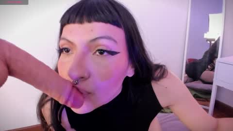 Sofia online show from May 12, 10:16 pm