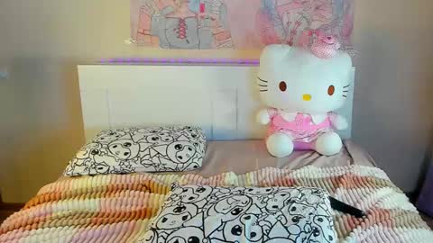 Anna online show from March 9, 8:21 pm