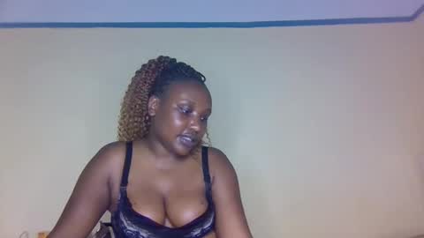 SWEET CHOCOLATE online show from February 28, 10:03 am