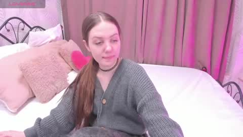 Snapshot of kvetachka chatting on December 26, 12:46 am Kvetachka Thu-Sun 0900am-1500pmGTM2 online show from December 26, 12:46 am
