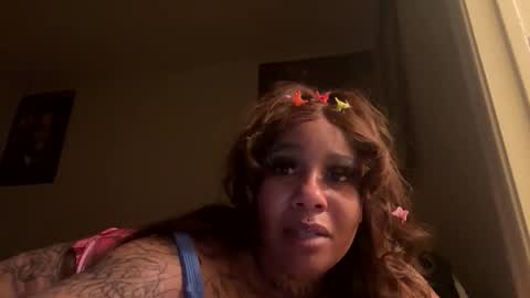 kylie03enn online show from January 15, 7:25 am