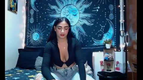 kylie online show from April 18, 11:26 pm