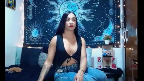 kylie online show from March 21, 10:48 pm