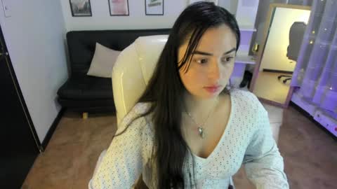 kylie online show from January 13, 12:35 pm