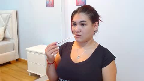 Melissa online show from June 5, 10:32 am