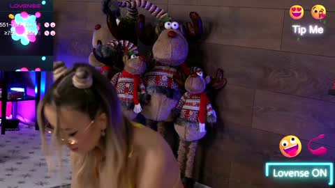 Snapshot of kyliejoyce chatting on December 31, 3:34 am Kylie online show from December 31, 3:34 am