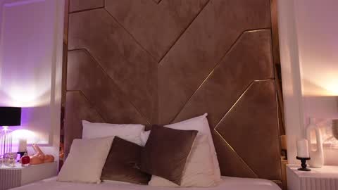 Kylie  online show from January 23, 5:45 am