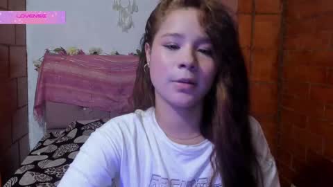 Snapshot of kyomi_beth chatting on February 18, 7:43 pm kyomi online show from February 18, 7:43 pm