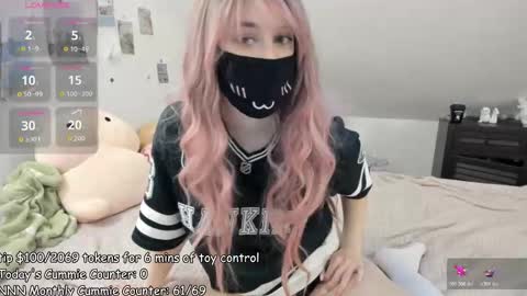 Kyra Wild online show from November 30, 6:17 am